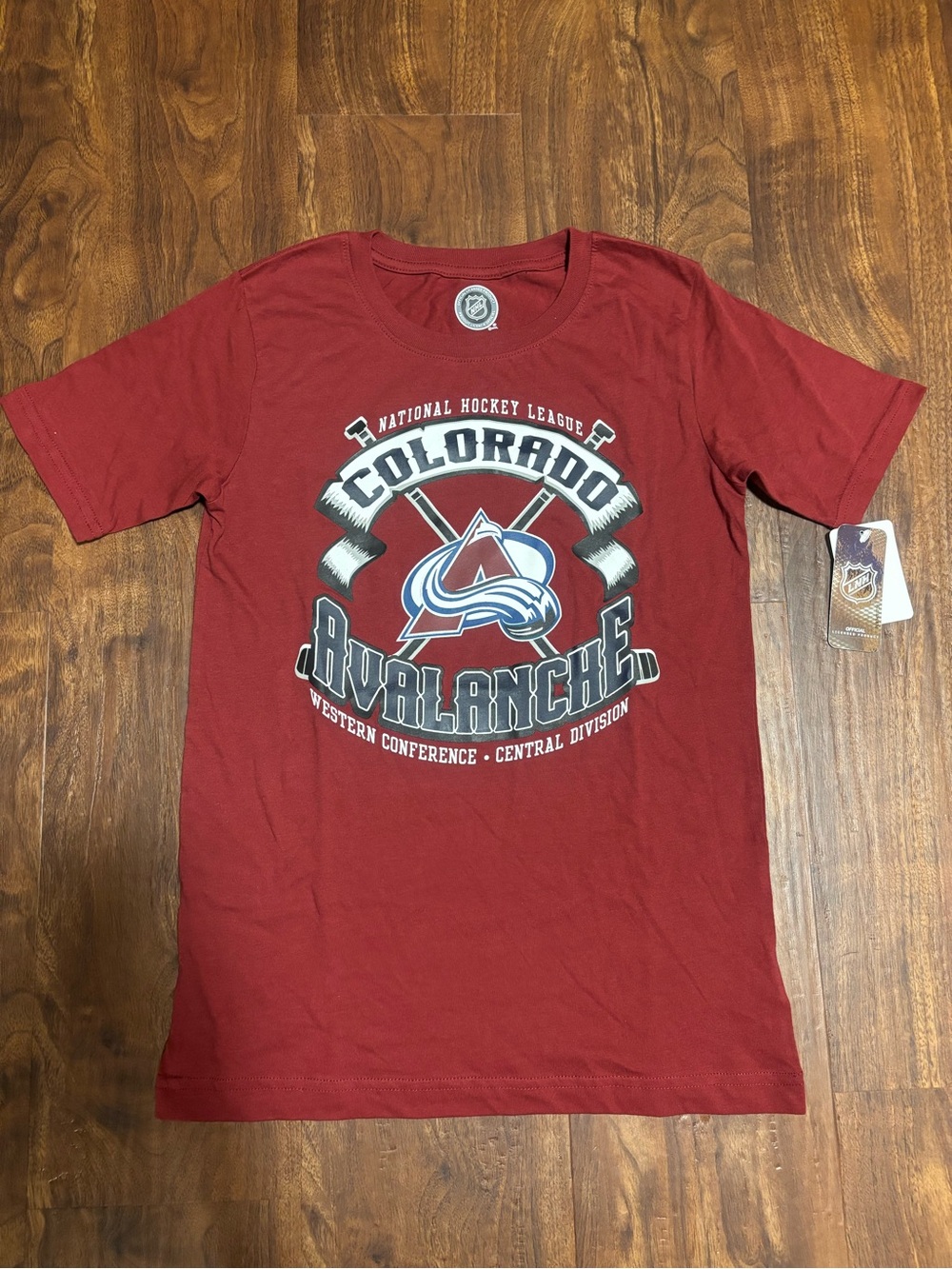 NHL Boys’ Colorado Avalanche Short Sleeve Graphic Shirt - Red L
